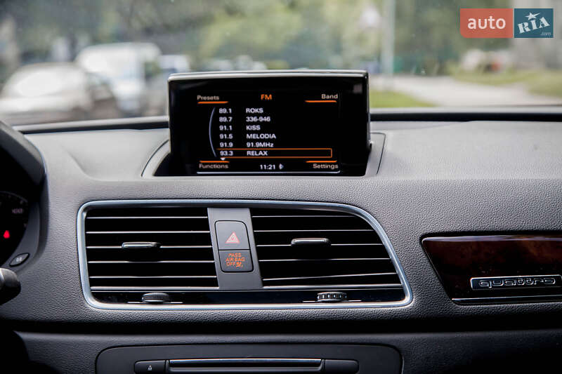 Внедорожник / Кроссовер Audi Q3 2017 в Львове