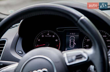 Внедорожник / Кроссовер Audi Q3 2017 в 