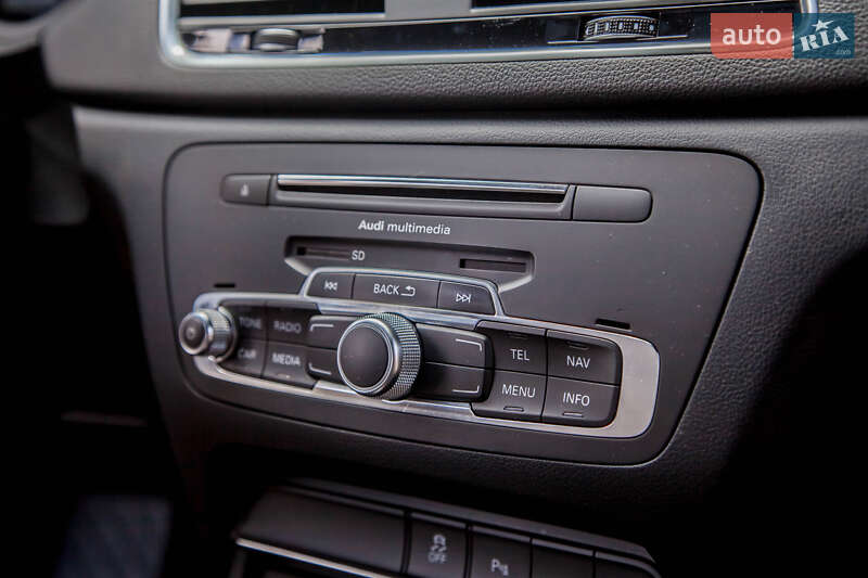 Внедорожник / Кроссовер Audi Q3 2017 в Львове