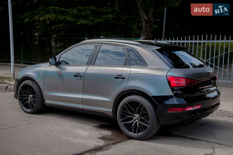 Внедорожник / Кроссовер Audi Q3 2017 в Львове