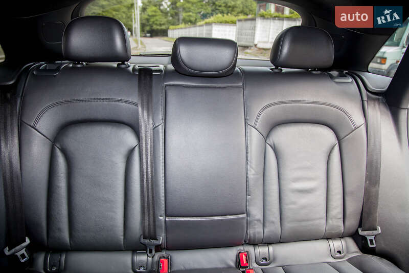 Внедорожник / Кроссовер Audi Q3 2017 в Львове