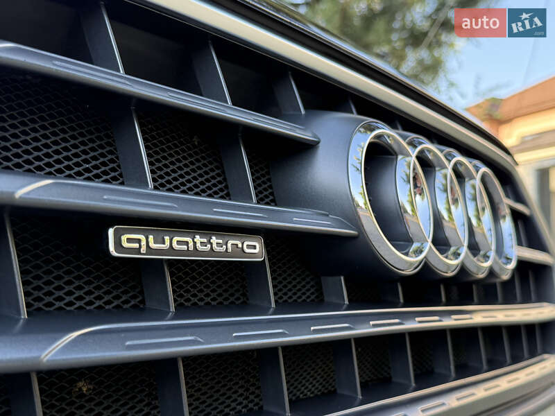 Внедорожник / Кроссовер Audi Q3 2018 в Одессе