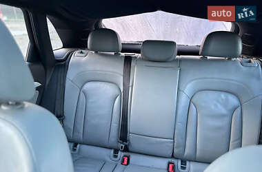Внедорожник / Кроссовер Audi Q3 2017 в 