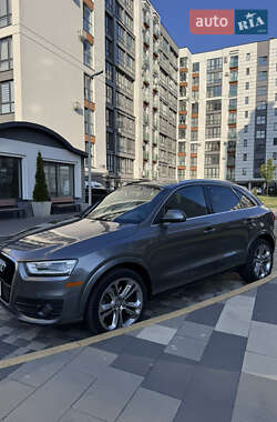 Внедорожник / Кроссовер Audi Q3 2014 в 