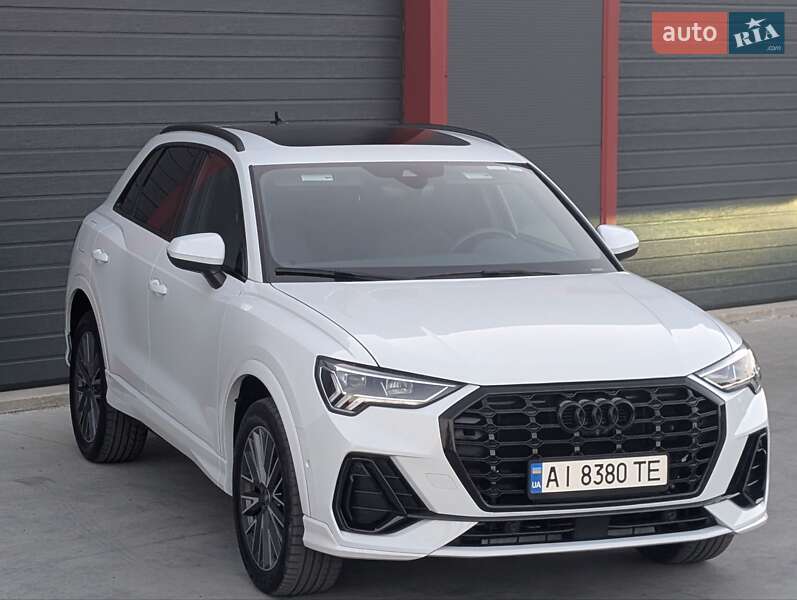 Внедорожник / Кроссовер Audi Q3 2023 в Борисполе