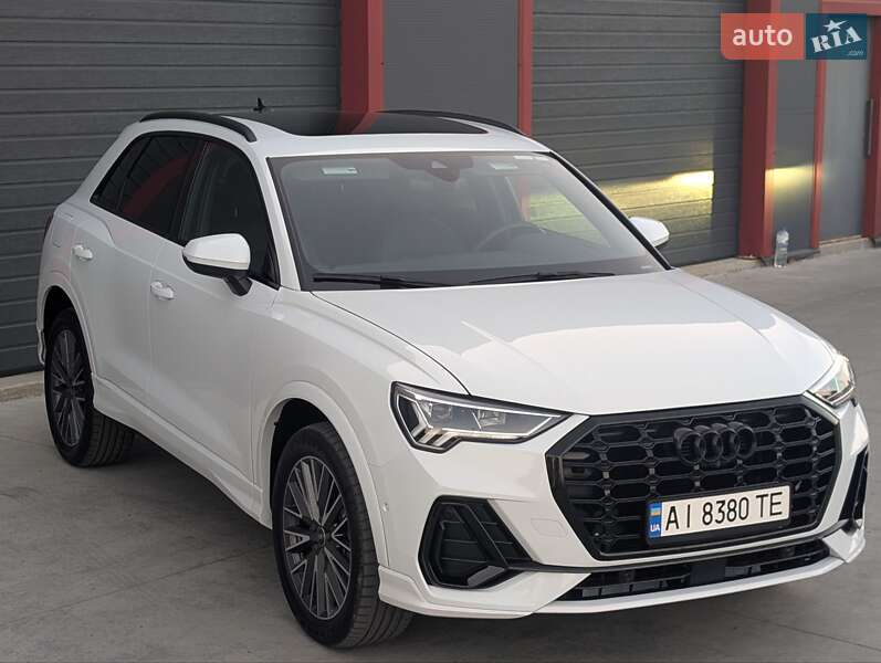 Внедорожник / Кроссовер Audi Q3 2023 в Борисполе