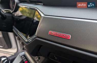 Внедорожник / Кроссовер Audi Q3 2023 в 