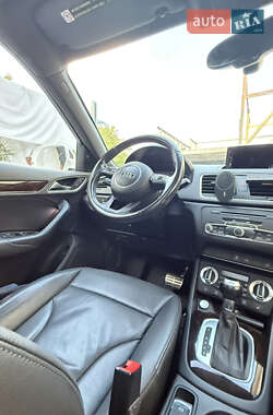 Внедорожник / Кроссовер Audi Q3 2014 в 