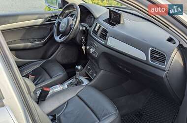 Внедорожник / Кроссовер Audi Q3 2016 в 