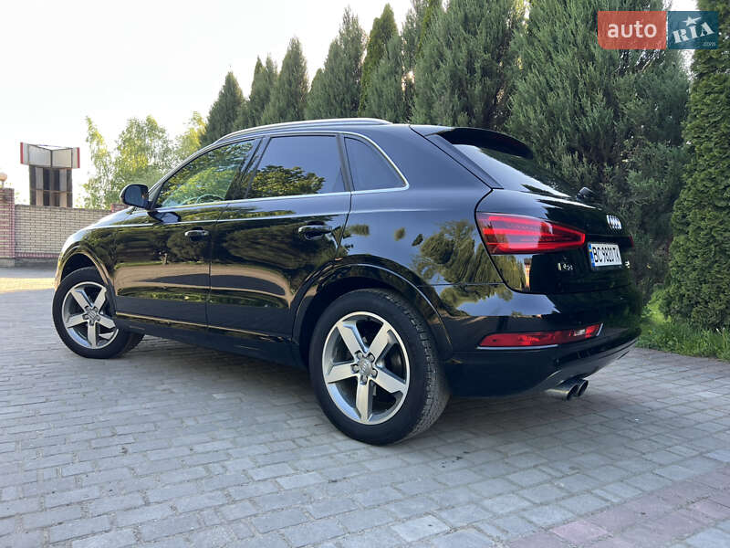 Внедорожник / Кроссовер Audi Q3 2014 в Самборе