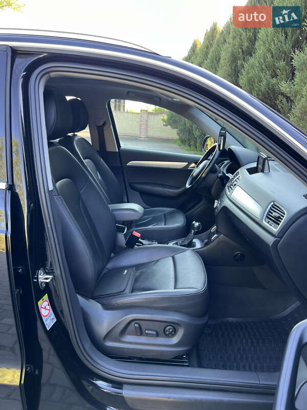 Внедорожник / Кроссовер Audi Q3 2014 в Самборе