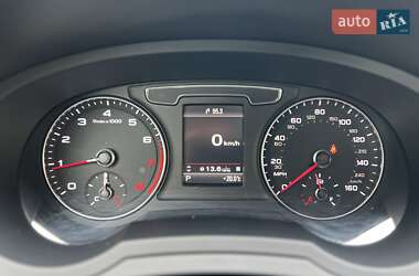 Внедорожник / Кроссовер Audi Q3 2016 в 