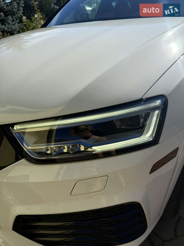 Позашляховик / Кросовер Audi Q3 2018 в Львові