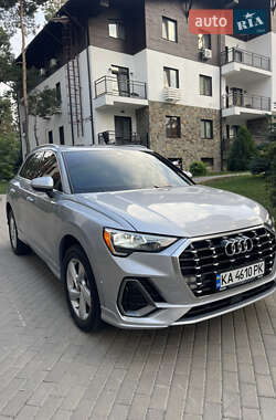 Позашляховик / Кросовер Audi Q3 2020 в Києві