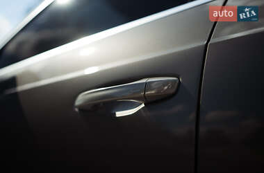Внедорожник / Кроссовер Audi Q3 2020 в 