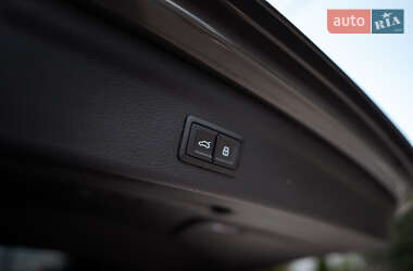 Внедорожник / Кроссовер Audi Q3 2020 в 