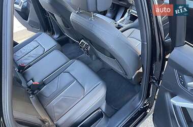 Внедорожник / Кроссовер Audi Q3 2021 в 