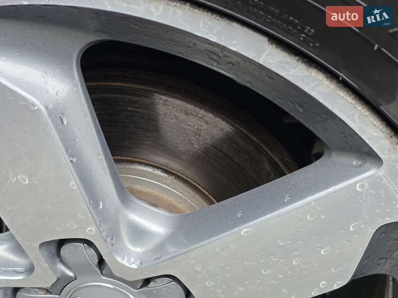 Внедорожник / Кроссовер Audi Q3 2015 в Тернополе