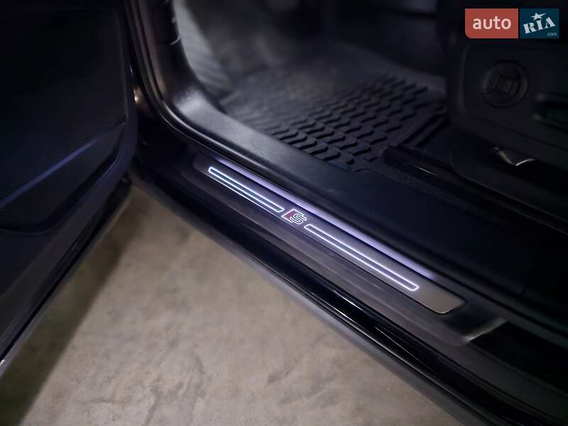 Внедорожник / Кроссовер Audi Q3 2020 в Киеве