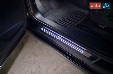 Внедорожник / Кроссовер Audi Q3 2020 в 