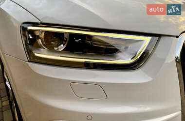 Внедорожник / Кроссовер Audi Q3 2013 в 