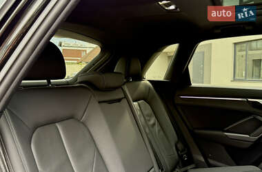 Внедорожник / Кроссовер Audi Q3 2020 в 