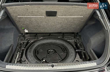 Внедорожник / Кроссовер Audi Q3 2020 в 