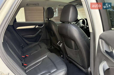 Внедорожник / Кроссовер Audi Q3 2014 в 