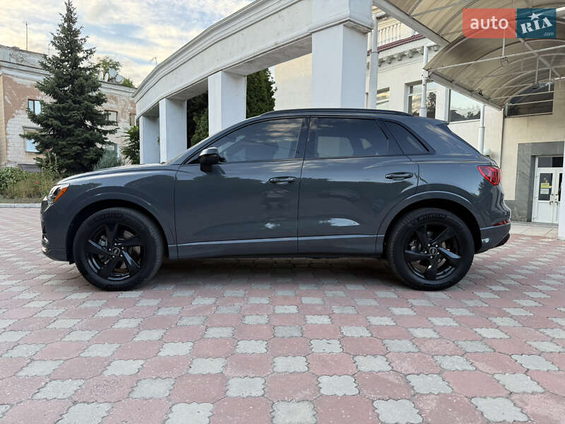 Внедорожник / Кроссовер Audi Q3 2019 в Запорожье фото 5 Внедорожник / Кроссовер Audi Q3 2019 в Запорожье