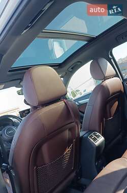 Позашляховик / Кросовер Audi Q3 2017 в 