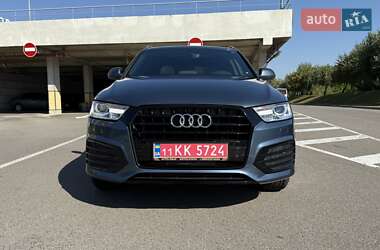 Позашляховик / Кросовер Audi Q3 2018 в 