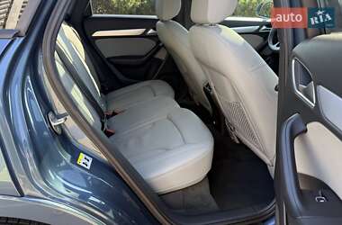 Позашляховик / Кросовер Audi Q3 2018 в 