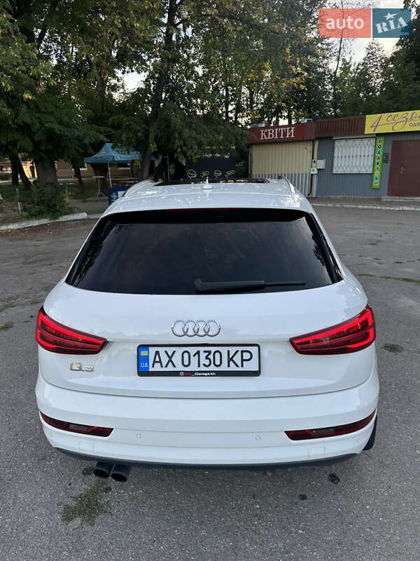 Позашляховик / Кросовер Audi Q3 2016 в Харкові