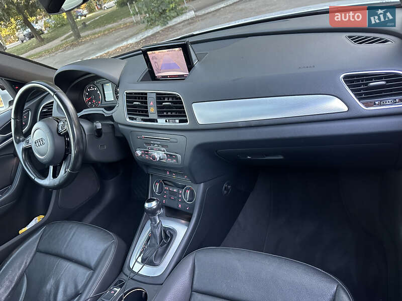 Позашляховик / Кросовер Audi Q3 2016 в Харкові