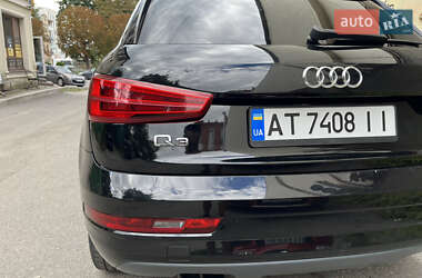 Внедорожник / Кроссовер Audi Q3 2015 в 