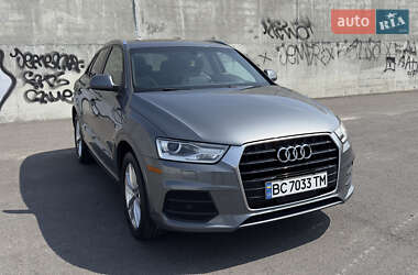 Внедорожник / Кроссовер Audi Q3 2017 в Львове
