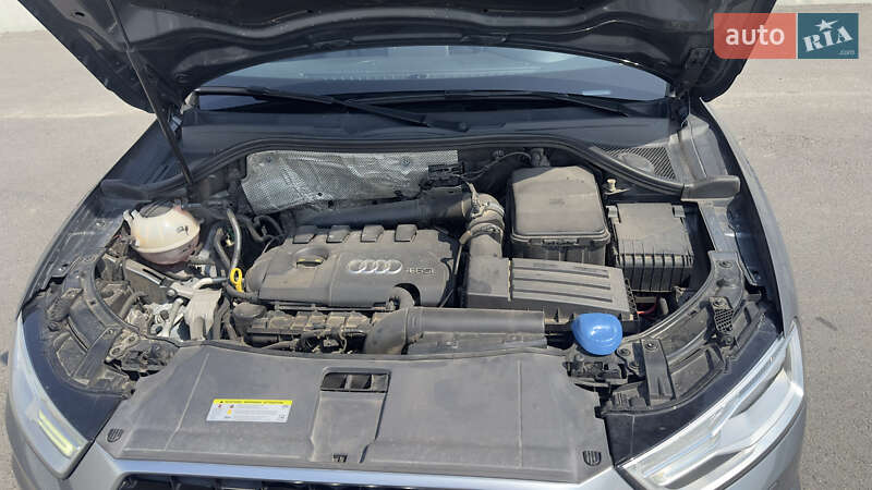 Внедорожник / Кроссовер Audi Q3 2017 в Львове