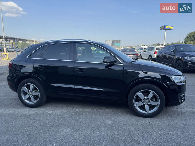 Внедорожник / Кроссовер Audi Q3 2015 в Львове
