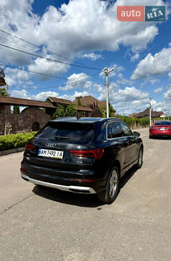 Внедорожник / Кроссовер Audi Q3 2020 в 