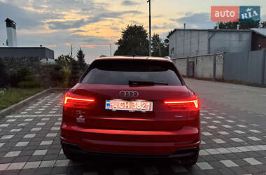 Внедорожник / Кроссовер Audi Q3 2021 в 