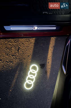 Внедорожник / Кроссовер Audi Q3 2021 в 