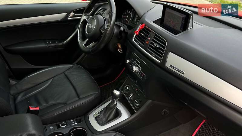 Внедорожник / Кроссовер Audi Q3 2018 в Львове