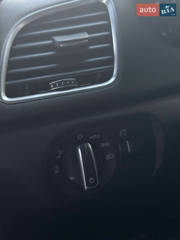 Внедорожник / Кроссовер Audi Q3 2017 в Киеве