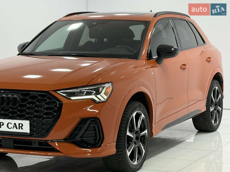 Внедорожник / Кроссовер Audi Q3 2022 в Одессе