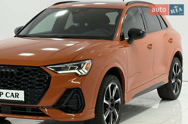 Внедорожник / Кроссовер Audi Q3 2022 в 