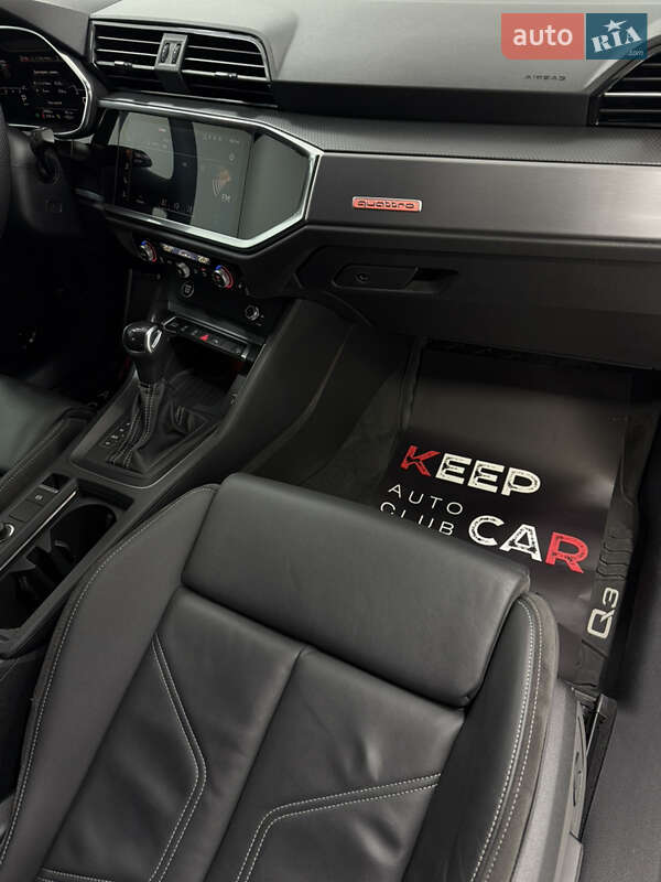 Внедорожник / Кроссовер Audi Q3 2022 в Одессе