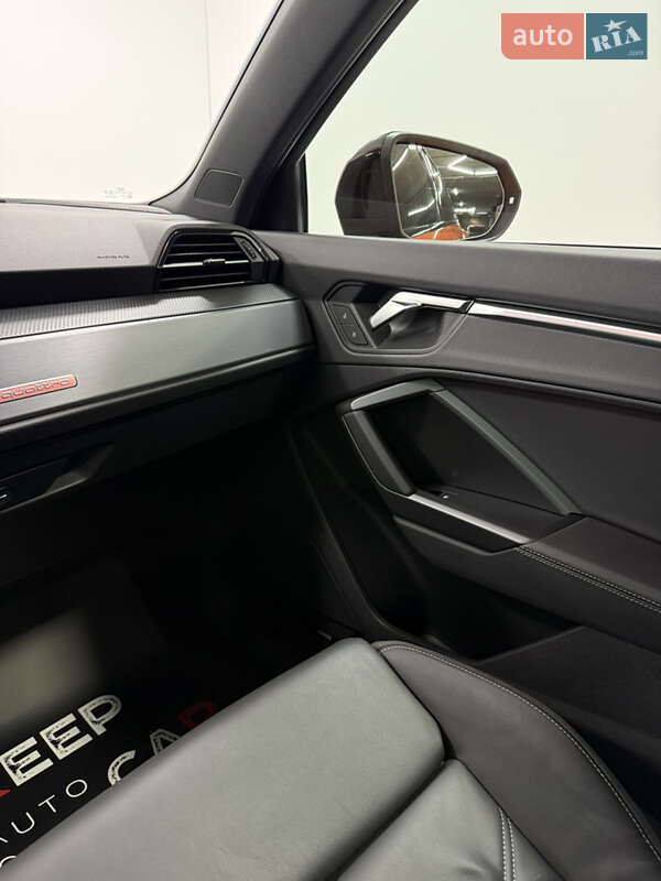Внедорожник / Кроссовер Audi Q3 2022 в Одессе