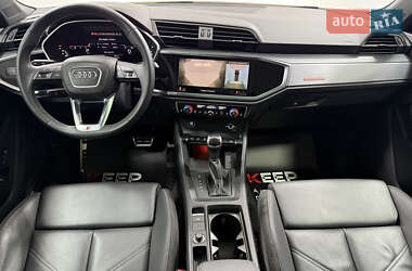 Внедорожник / Кроссовер Audi Q3 2022 в 