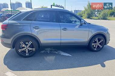 Внедорожник / Кроссовер Audi Q3 2011 в 