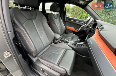 Позашляховик / Кросовер Audi Q3 2019 в 